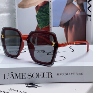 LOUIS VUITTON Fashion Sunglasses