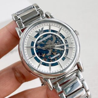 Armani simple and stylish business watch