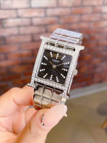 Hermes Square Dial Fashionable Temperament Watch