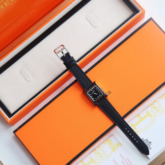 Hermes classic square dial exquisite watch