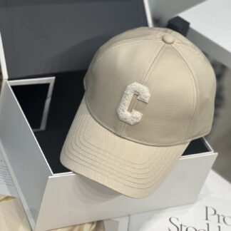 Selene's exquisite baseball cap
