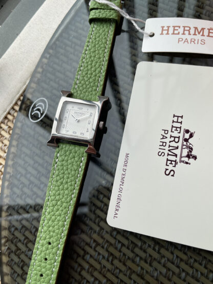 Hermes stylish simple quartz watch