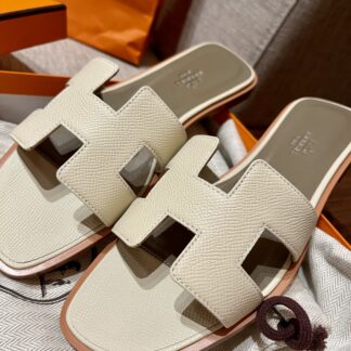 Hermès beige palm pattern cowhide handmade slippers