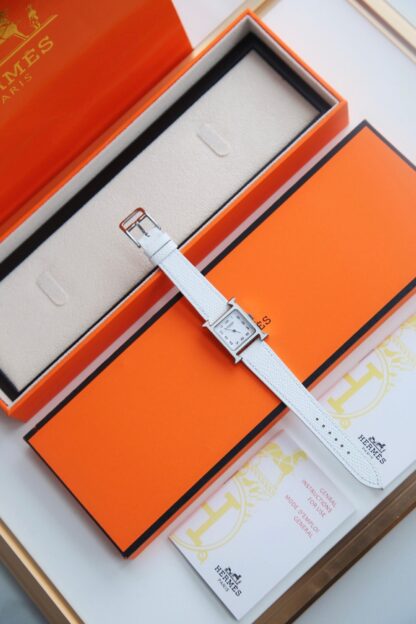 Hermes stylish simple casual watch