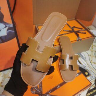 Hermès Brown Plain Handmade Slippers