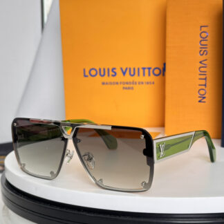 LOUIS VUITTON Fashion Sunglasses