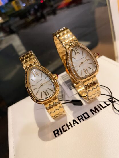 Bulgari Slim Shining Classic Snake Shadow Watch