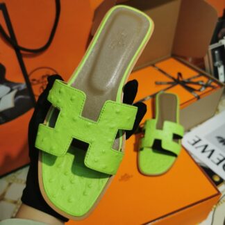 Hermès light green ostrich pattern leather handmade slippers