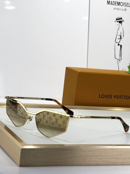 LOUIS VUITTON Fashion Sunglasses