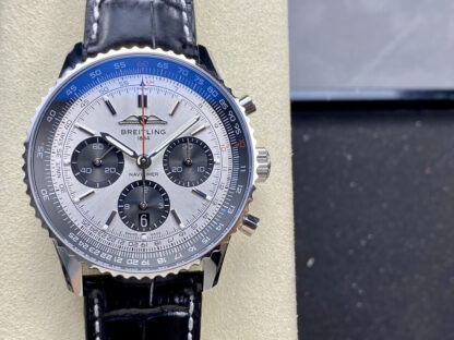 Breitling Navitimer