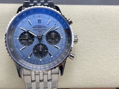 Breitling Navitimer