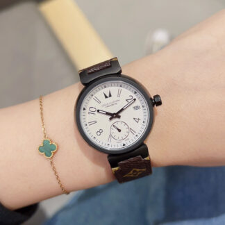 Louis Vuitton simple and elegant watch