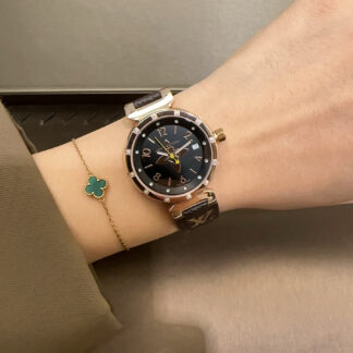 Louis Vuitton three-hand super hot watch