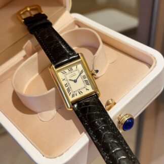 Cartier Classic Tank Series Daily Simple Watch