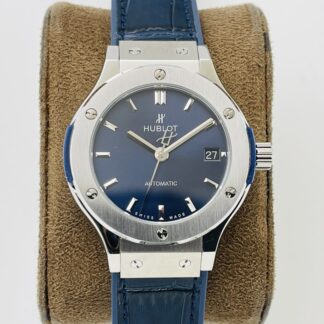 Hublot BBig Bang Sang Bleu series watch