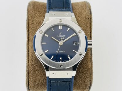 Hublot BBig Bang Sang Bleu series watch