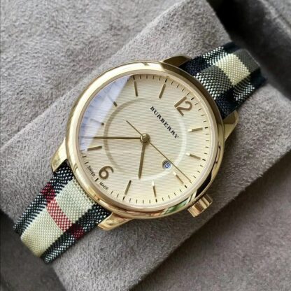 Burberry Classic Vintage Quartz Men's Watch - Image 3