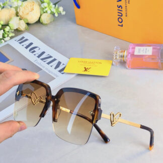 LOUIS VUITTON Fashion Sunglasses