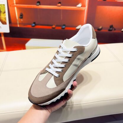 Hermès Paris catwalk model simple classic beige brown casual shoes