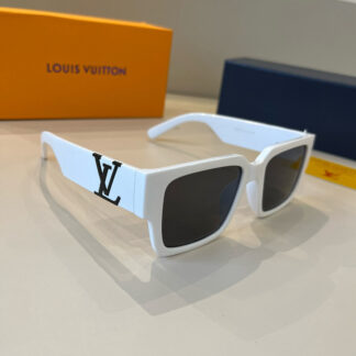 LOUIS VUITTON Fashion Sunglasses