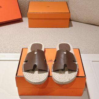 Hermes Spring and Summer Brown Fashionable and Comfortable Straw Slippers