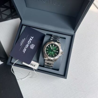 TAGHeuer Aquaracer Series Multi-Function Watch