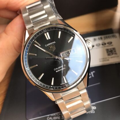TAGHeuer Carrera Series Double Calendar Watch - Image 2