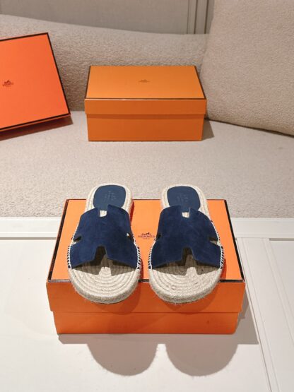 Hermes Spring and Summer Dark Blue Fashionable and Comfortable Straw Slippers