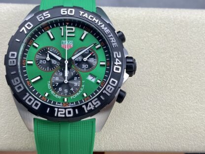 TAGHeuer fashionable and versatile fashion watch