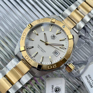 TAGHeuer stylish steel band quartz watch