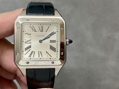 Cartier classic simple elegant exquisite watch