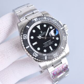 Rolex carbon fiber bezel, the brand-new submersible upgrade version