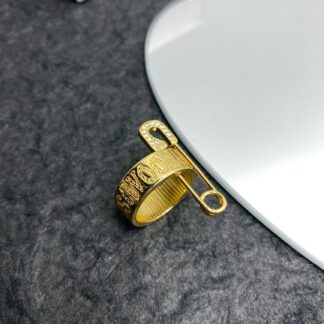 Vivienne Westwood Safety Pin Ring