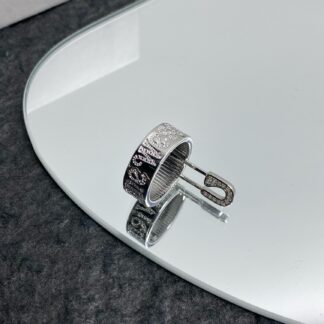 Vivienne Westwood Safety Pin Ring