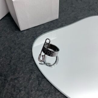 Vivienne Westwood Safety Pin Ring