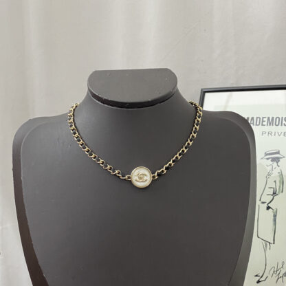 Chanel Chanel simple and elegant retro sweet necklace - Image 2