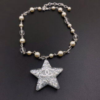 Chanel platinum resin five-pointed star necklace