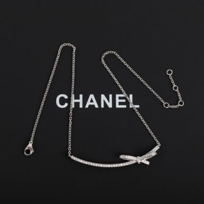 Chanel all-match bow necklace