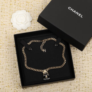 Chanel trendy lock necklace