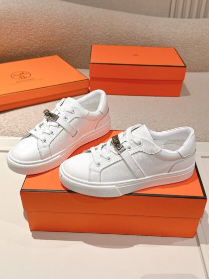 Hermes couple white kelly buckle classic flat casual shoes - Image 2