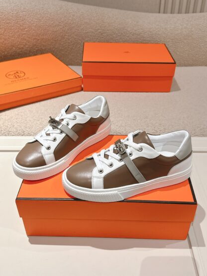 Hermes couple white brown kelly shoe buckle classic flat casual shoes - Image 2