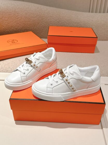 Hermes couple white and silver Kelly shoe buckle classic flat casual shoes - Image 2