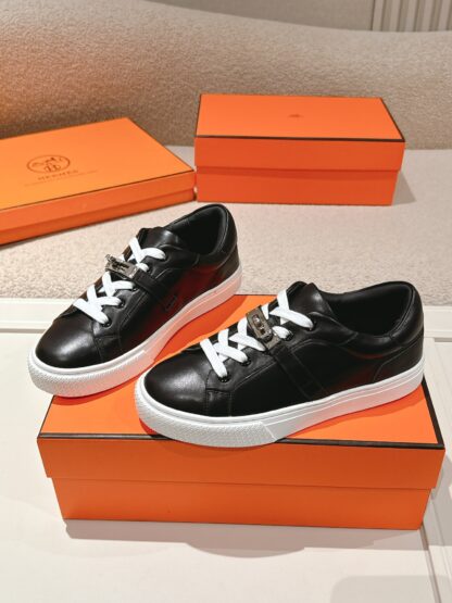 Hermes couple black and white silver kelly shoe buckle classic flat casual shoes - Image 2