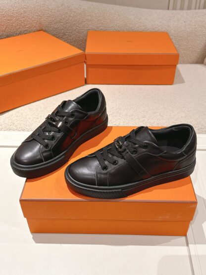 Hermes black classic couple's kelly shoe buckle flat casual shoes - Image 2