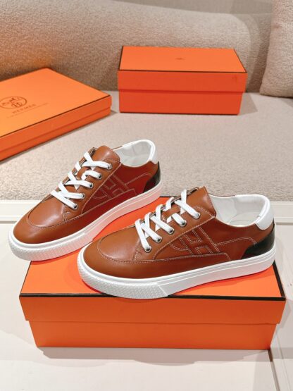 Hermes brown and white couple's stylish casual skateboard shoes - Image 2