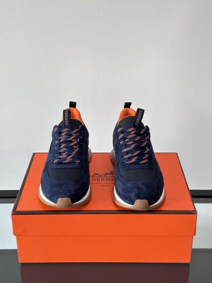 Hermès lightweight and versatile fashionable dark blue sneakers - Image 2