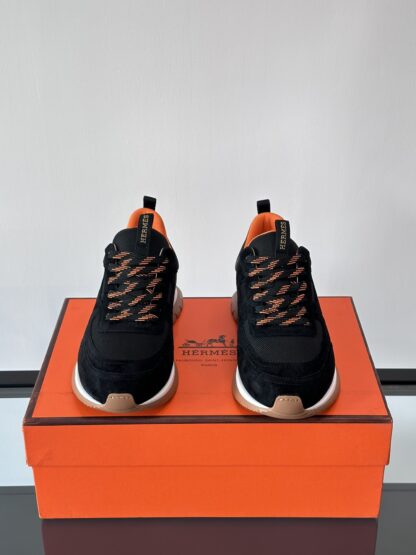 Hermès lightweight and versatile black sneakers - Image 2