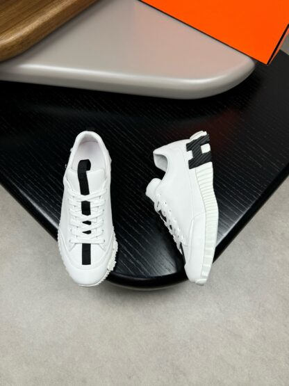 Hermes high-end noble white and black color matching thick-soled casual shoes - Image 2