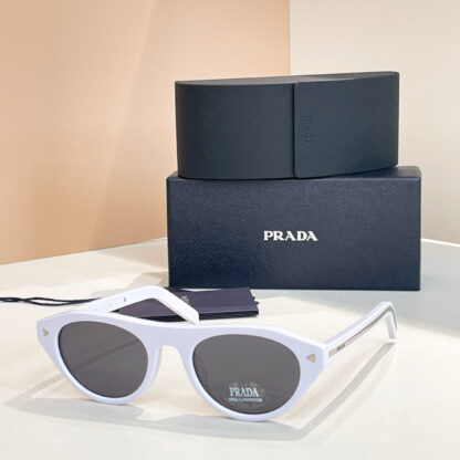 Prada fashion trend sunglasses - Image 2