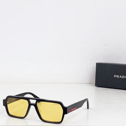 Prada fashion trend sunglasses - Image 2